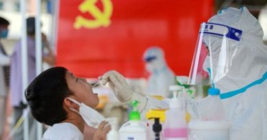 China atribuye su éxito contra la COVID-19 a su política de cero tolerancia