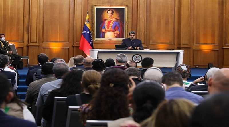 Presidente Maduro recibe a acompañantes y veedores internacionales: Unión Europea, bájese de esa nube y respete soberanía de Venezuela