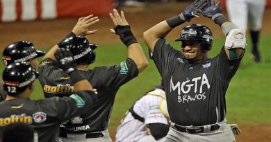 Bravos vino de atrás para vencer 6-5 a los Leones