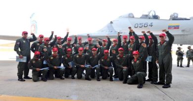 Graduados 19 nuevos pilotos de combates de la Aviación Militar Bolivariana