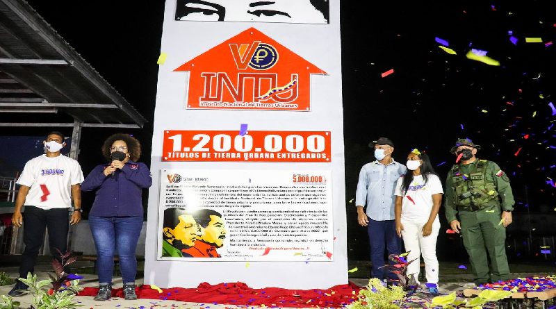 Develan el Hito 1.200.000 de títulos de tierra urbana en el sector Espacio de Paz de Cojedes