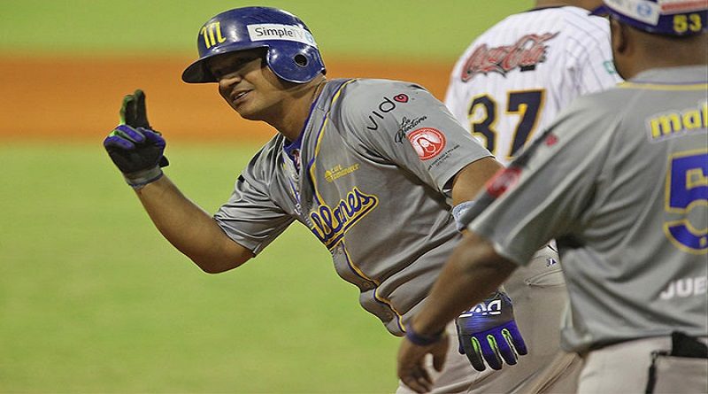 Magallanes venció 16-3 a Caracas, consiguió récord y llegó a 20 victorias