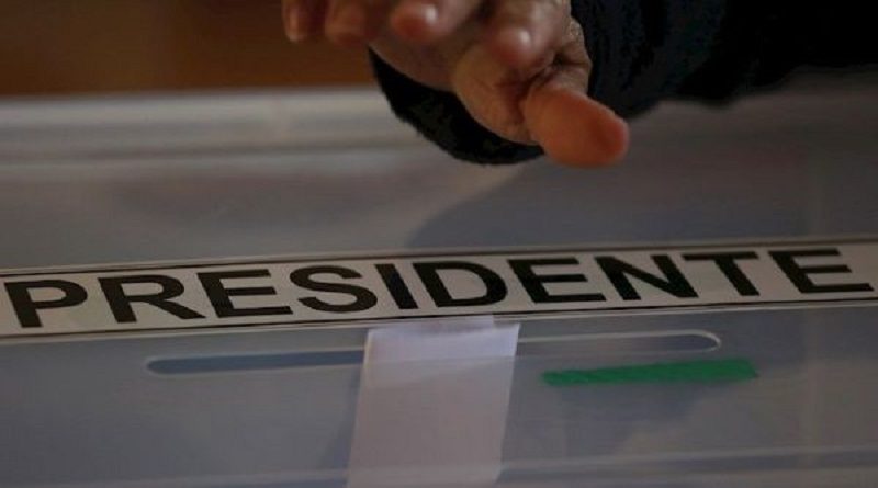 Candidatos a la Presidencia de Chile cierran campañas electorales este jueves