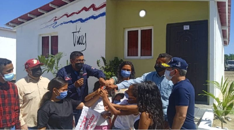 Entregan 17 viviendas en urbanismo Danilo Anderson de Yaracuy