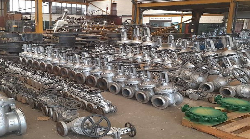 Ministro Arreaza inspecciona producción de válvulas de Inveval