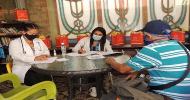 Jubilados y pensionados del Ministerio de Comercio fueron abordados en jornada médica integral