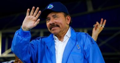 Presidente Maduro felicita al comandante Daniel Ortega por su cumpleaños