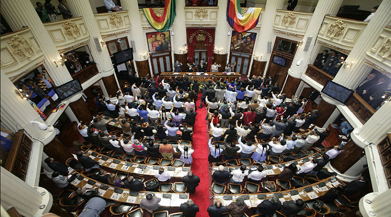 Parlamento boliviano inicia anulación de ley 1386