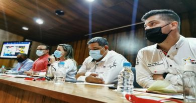 Sundde velará por cumplimiento de precios y aplicación del Semáforo de Acceso en temporada navideña