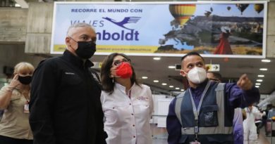 Jornada de desinfección y vacunación contra la COVID-19 en Aeropuerto Internacional de Maiquetía beneficiará a 6 mil viajeros