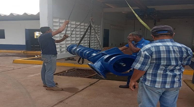 Entregan equipos para aumentar producción de la Planta Potabilizadora Calabozo