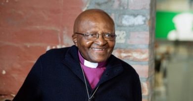 Muere a los 90 años el arzobispo sudafricano y Nobel de la Paz Desmond Tutu