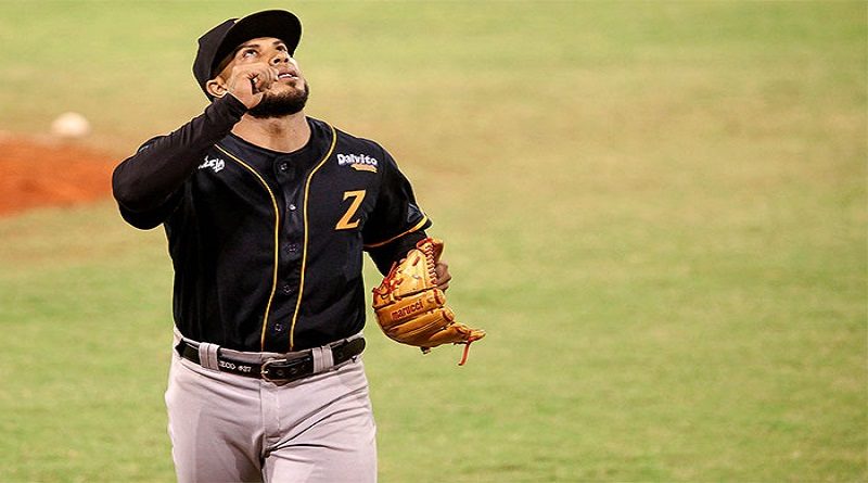 Tigres de Aragua adquiere al lanzador César Jiménez