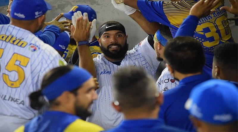 Magallanes se afianza en la cima de la LVBP al derrotar 9-6 a los Cardenales
