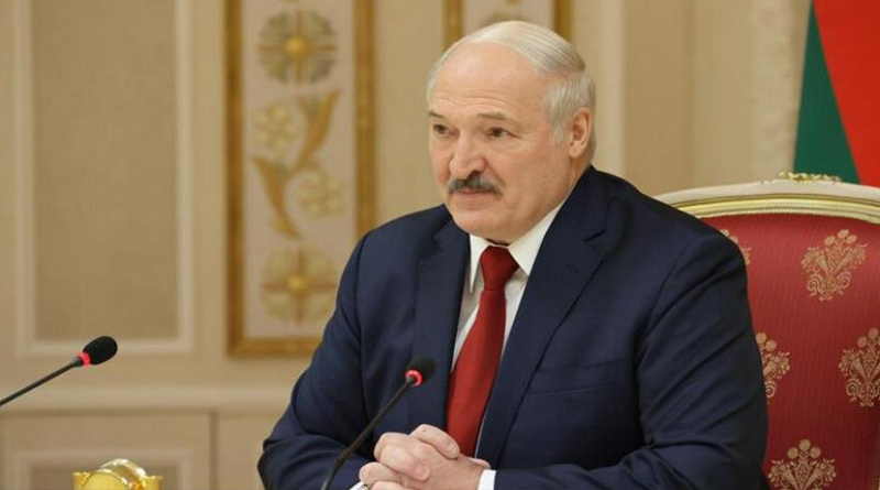El presidente de Bielorrusia, Alexander Lukashenko en una reunión, Minsk, capital bielorrusa, 2 de diciembre de 2021. (Foto: president.gov.by)