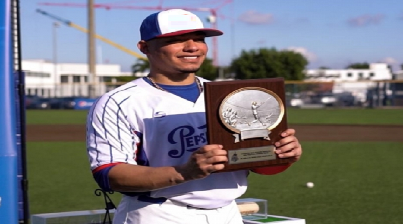 William Contreras revalida su título en IX Festival de Jonrones en el Universitario de Caracas