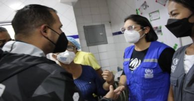 Inspeccionan trabajos de rehabilitación en el ambulatorio "Alfredo Machado" de Catia La Mar