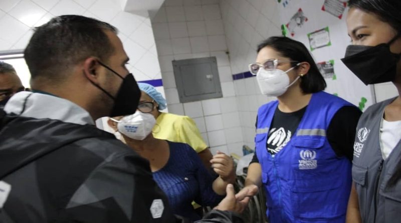 Inspeccionan trabajos de rehabilitación en el ambulatorio "Alfredo Machado" de Catia La Mar