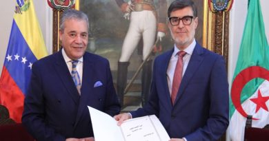Gobierno Nacional recibe credenciales del nuevo embajador de la República de Argelia