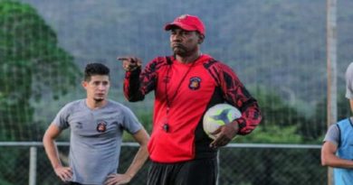 Noel Sanviciente se marcha del Caracas Fútbol Club