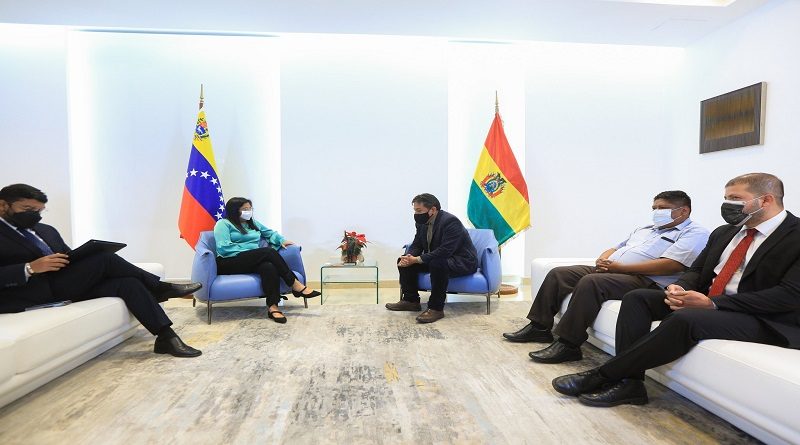 Vicepresidenta Delcy Rodríguez sostiene encuentro con su homólogo David Choquehuanca
