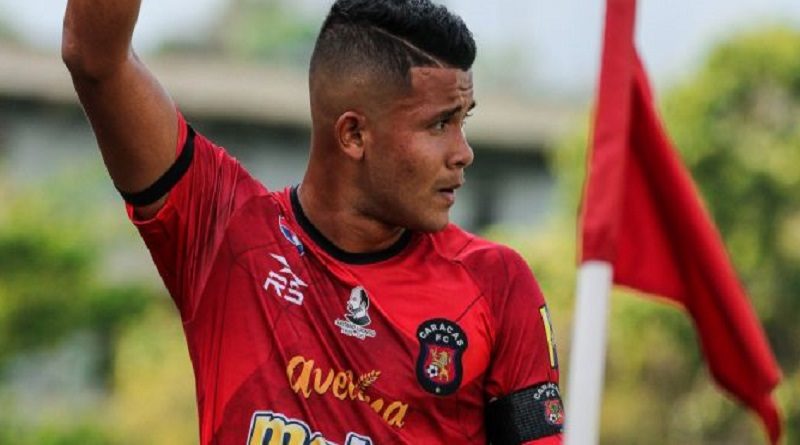Caracas FC anunció la finalización del contrato del volante ofensivo Jorge Echeverría (Foto: Twitter)
