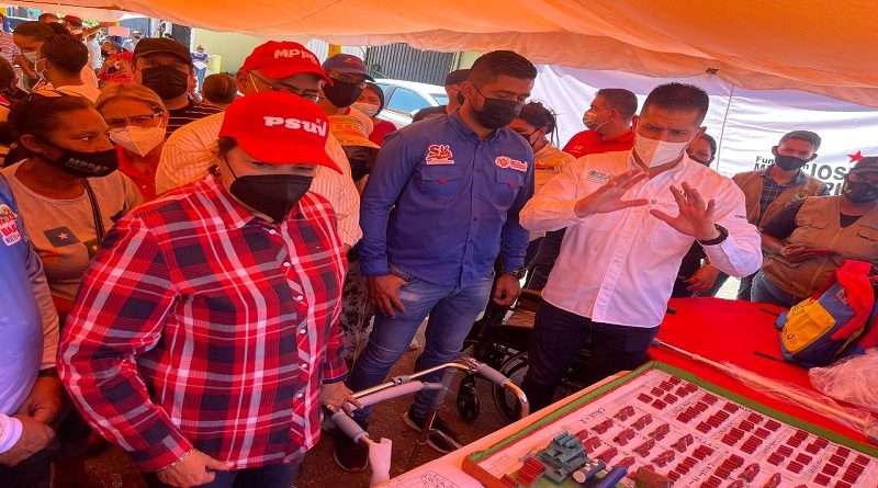 Plan Amor en Acción atiende a mil 428 familias vulnerables en Barinas