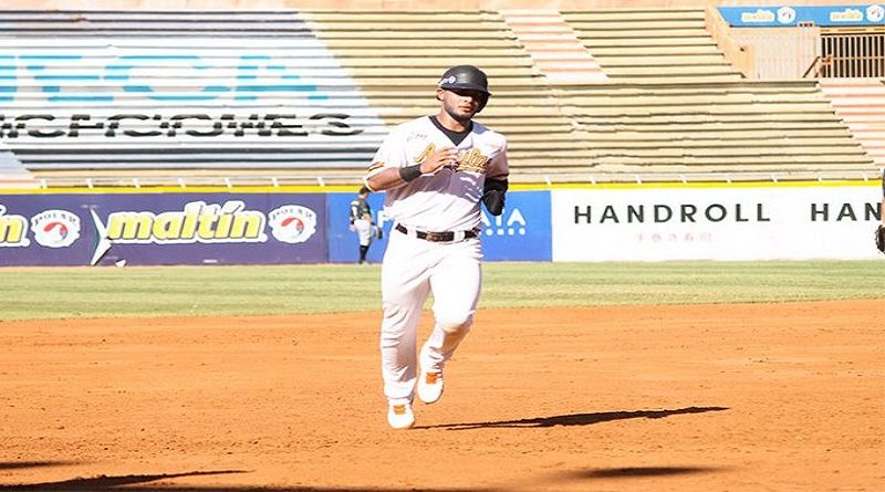 Ángel Reyes elegido como el Jugador Más Valioso de la última semana de la LVBP