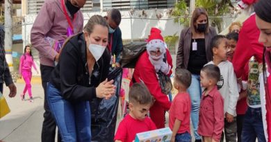 Niños y niñas de privadas de libertad en el INOF recibieron regalos