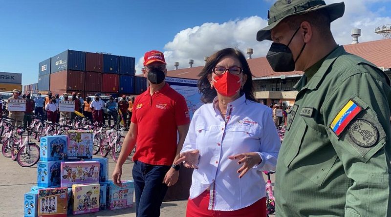Gobierno regala 10 mil sonrisas a niños y niñas del Zulia