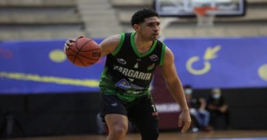 Guaiqueríes picó adelante en la semifinal ante Héroes