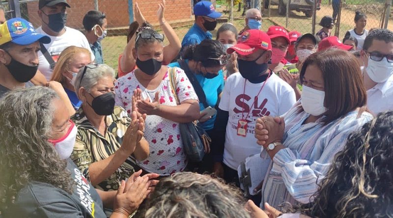 Plan Atención a Víctimas del Bloqueo Imperial: MinComunas visitó la Comuna Árbol de las Tres Raíces en Anzoátegui