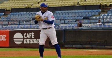 Magallanes arranca el Round Robin con buen pie y vence 8-2 a los Tigres de Aragua