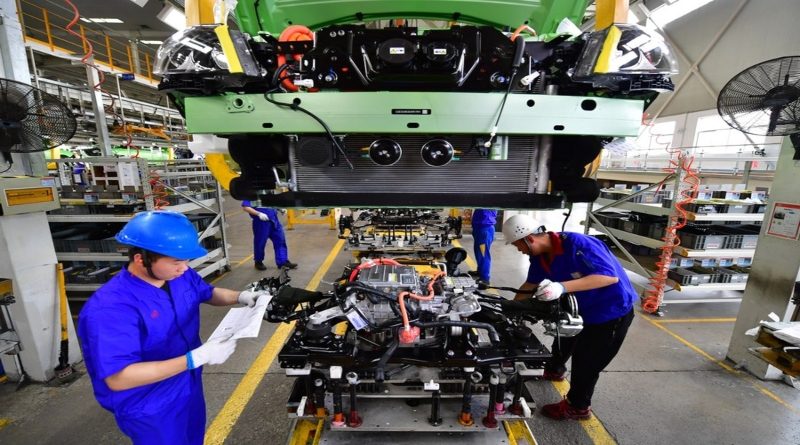 Vehículos de nueva energía ocuparán el 30% del mercado automovilístico de China en 2025