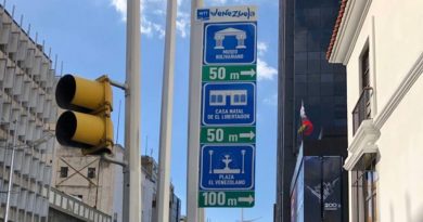 Instalan 12 puntos de señalización turística en Caracas