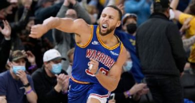 Stephen Curry se convierte en el único jugador de la historia en alcanzar los 3 mil triples