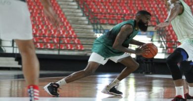 Terry Thomas fue elegido el Más Valioso de la Copa Superliga de Baloncesto