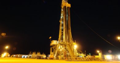 Libia pierde más de 300 mil barriles de petróleo por día tras bloqueo de yacimientos