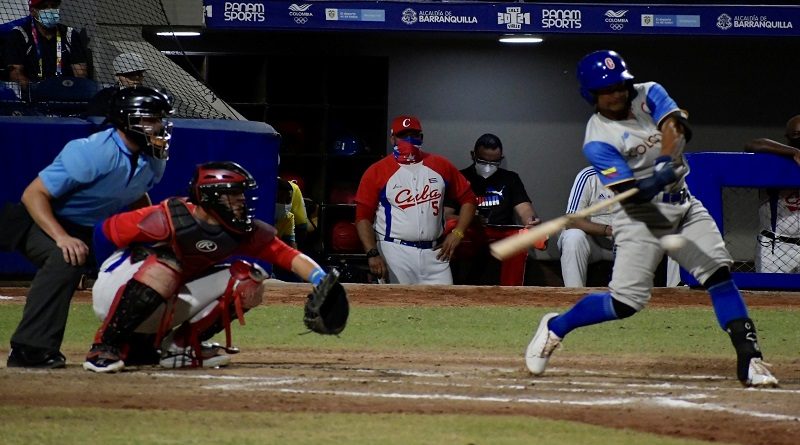 Selección de Cuba en béisbol se alza con la medalla de bronce en Juegos Panamericanos Junior de Cali Valle 2021