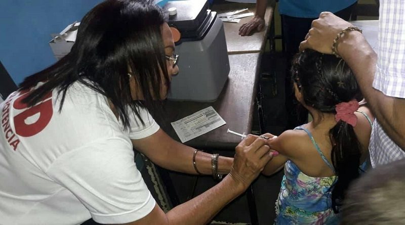 Con visita casa por casa se incrementa vacunación en Barinas