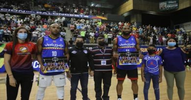 Baloncesto venezolano rinde homenaje a José “Grillito” Vargas y a Luis “Tsunami” Bethelmy