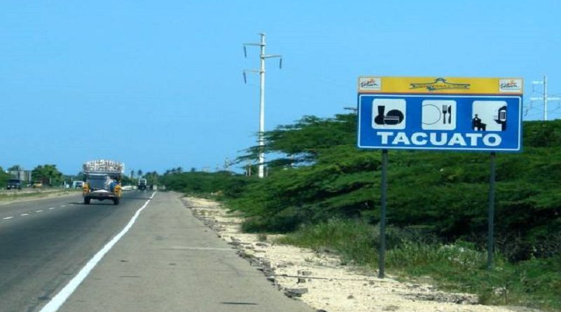 Realizan mantenimiento integral vial en Tacuato estado Falcón