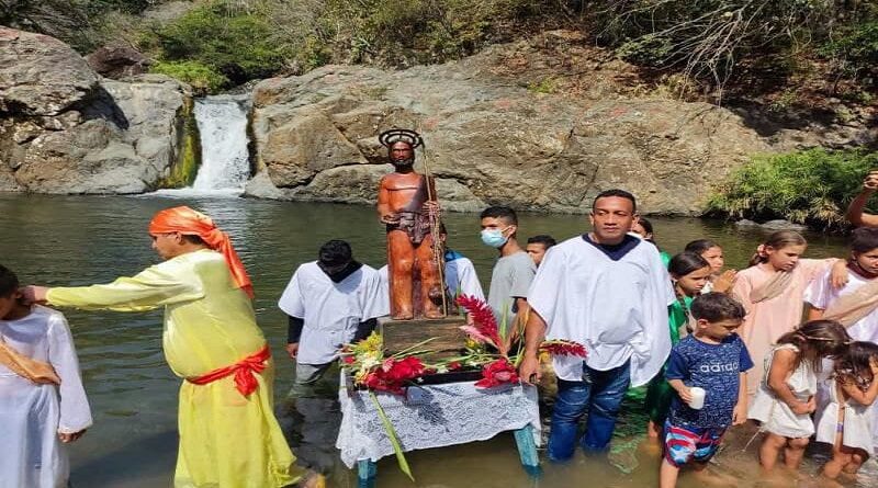 “Bautismo del Hijo de Dios hecho por San Juan Bautista” resguarda y consolida los valores de la población guariqueña