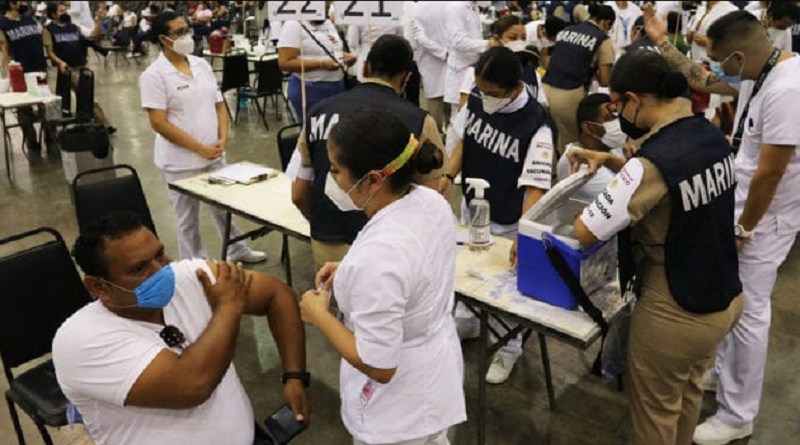 México comenzó vacunación de refuerzo a Maestros y personal de educación contra COVID-19