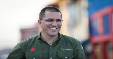Jorge Arreaza cierra campaña en Barinas: Venimos a entregarnos para gobernar con todos y todas con las banderas de Chávez