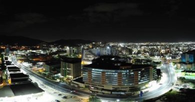 Rehabilitan avenida Nueva Esparta del sector Venecia