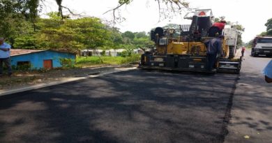 Colocarán 300 toneladas de asfalto en la Troncal 9 de Barlovento