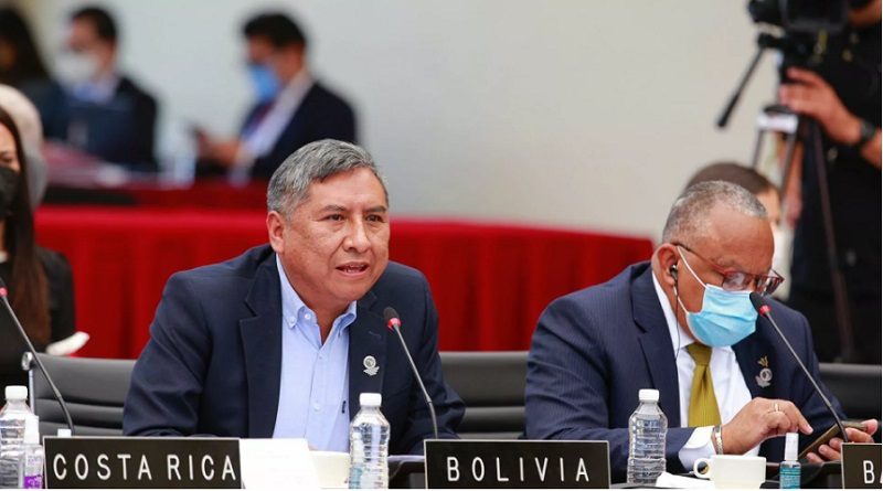 Canciller boliviano Rogelio Mayta da positivo a la COVID-19