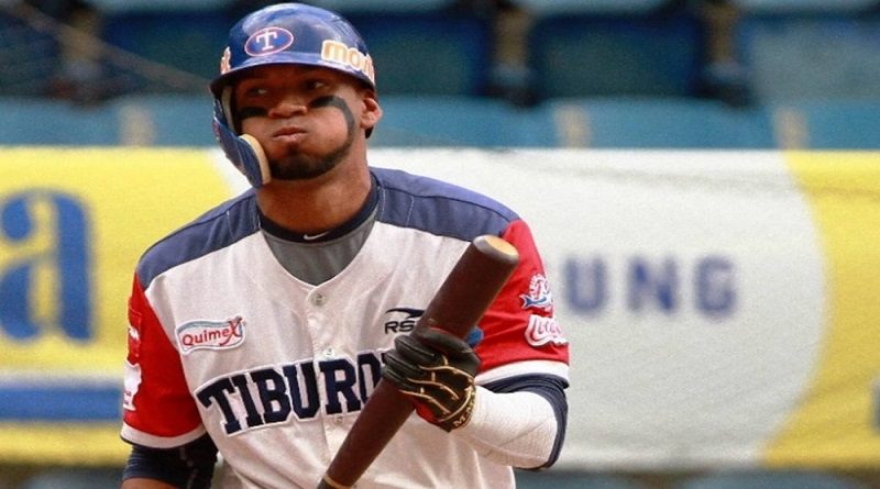 Danry Vásquez descose la liga en la semifinal de la pelota en República Dominicana