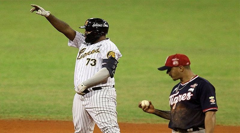Tigres sufre traspié al caer derrotado 6-9 ante los Leones